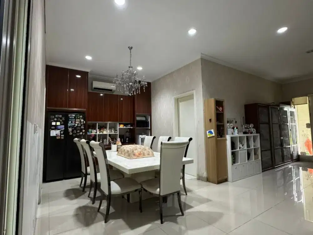 Rumah rapih maxwel Gading Serpong semi furnish