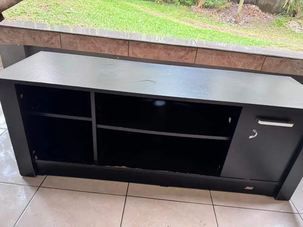 Rak TV Meja TV Minimalis