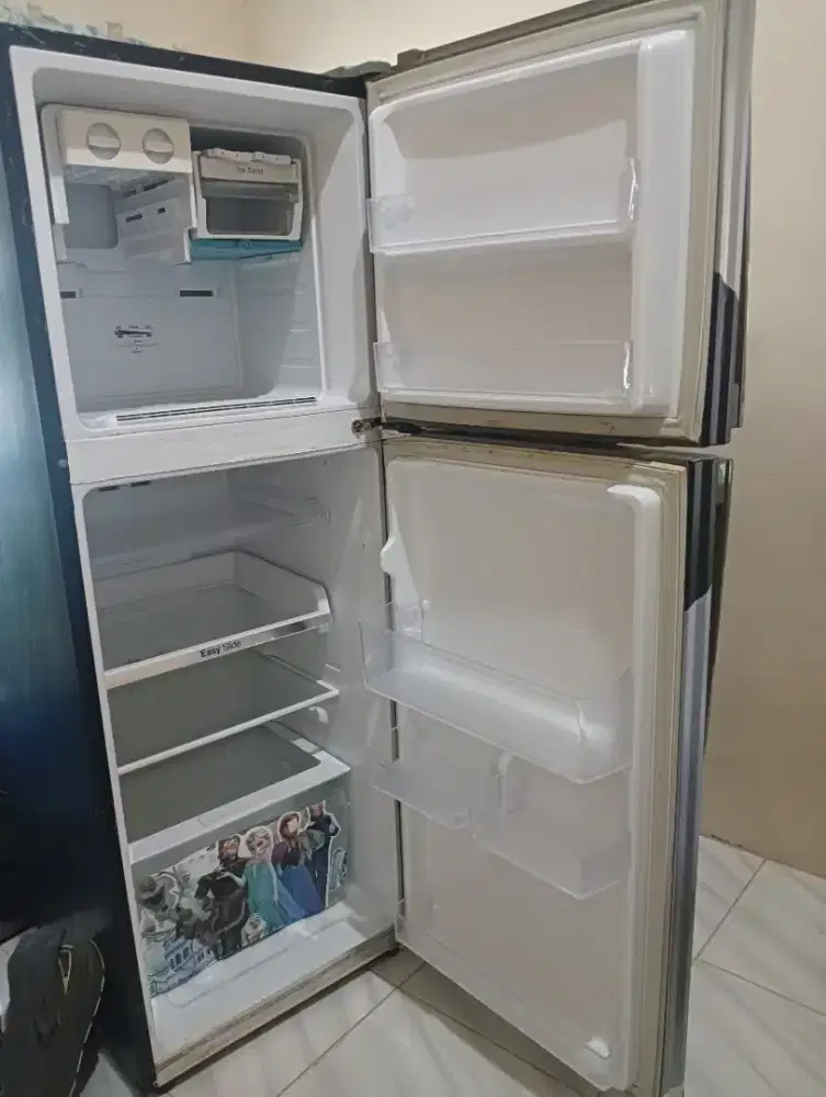 Kulkas 2 Pintu Samsung Digital Inverter