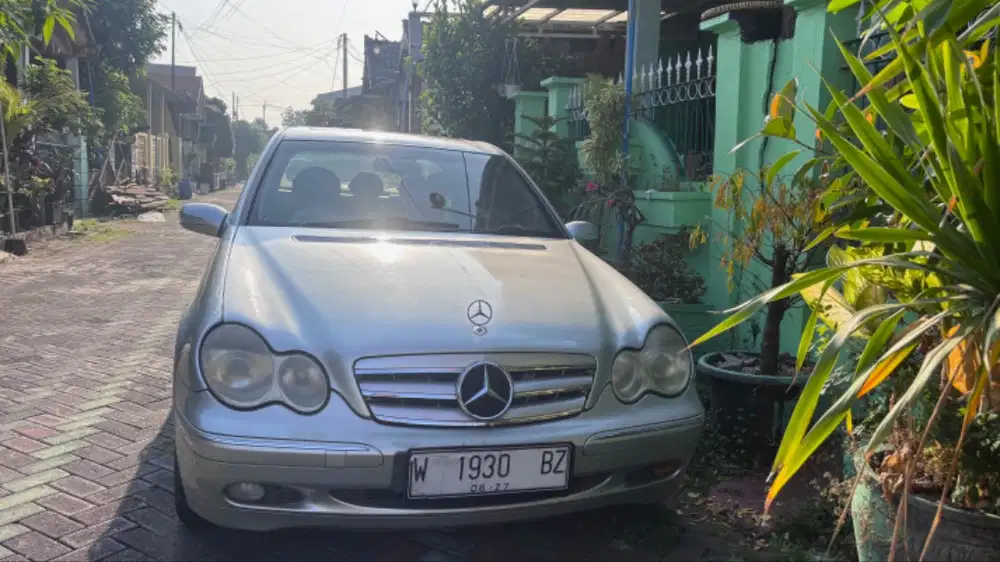 Dijual Mercedes-Benz W203 C240 (Tahun 2021) Kondisi siap pakai harian,