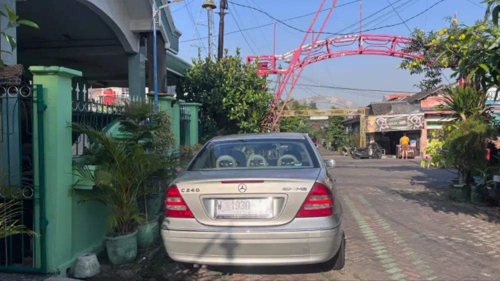 Dijual Mercedes-Benz W203 C240 (Tahun 2021) Kondisi siap pakai harian,