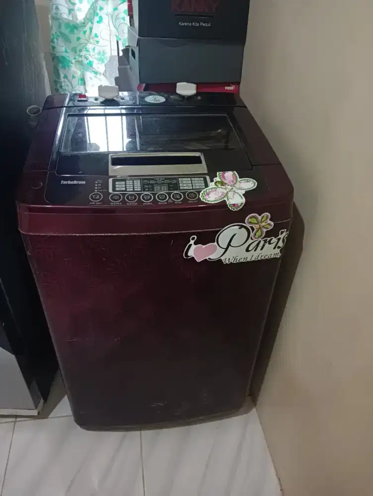 Mesin Cuci LG 1 Tabung maroon