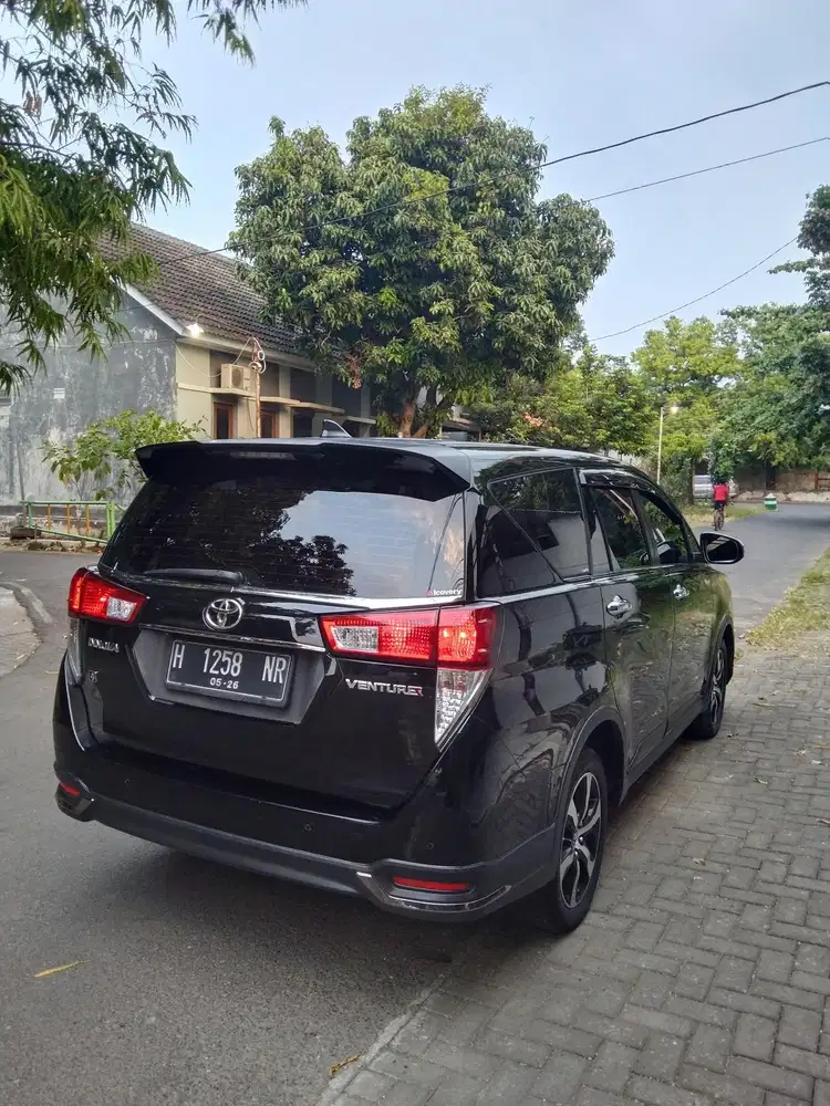Innova Venturer 2.4 A/T 2021 Tgn 1,Orisinil Cat
