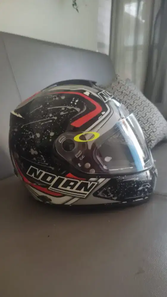 Helm second Nolan 
N 33 Melandri