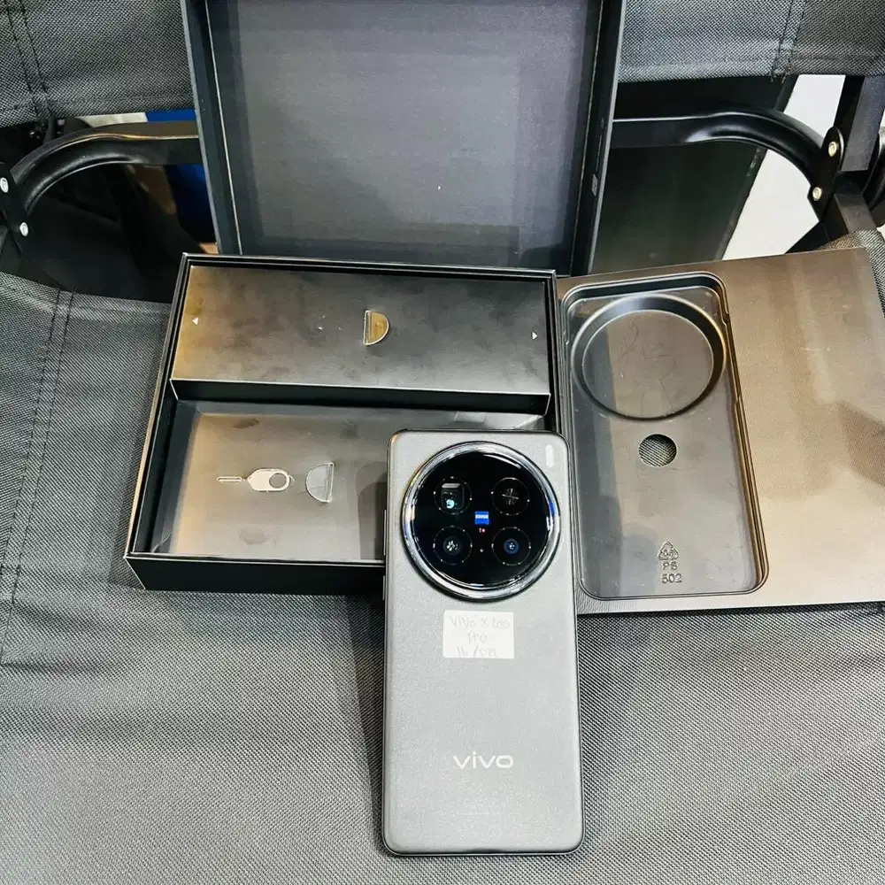 vivo x200 pro 16/512gb garansi on mulus nh 96% fullset ori no minus