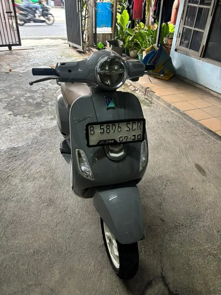 Vespa LX 125 2025