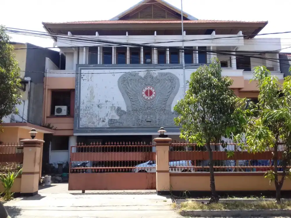 Jual bangunan kantor komersil di Kemayoran surabaya