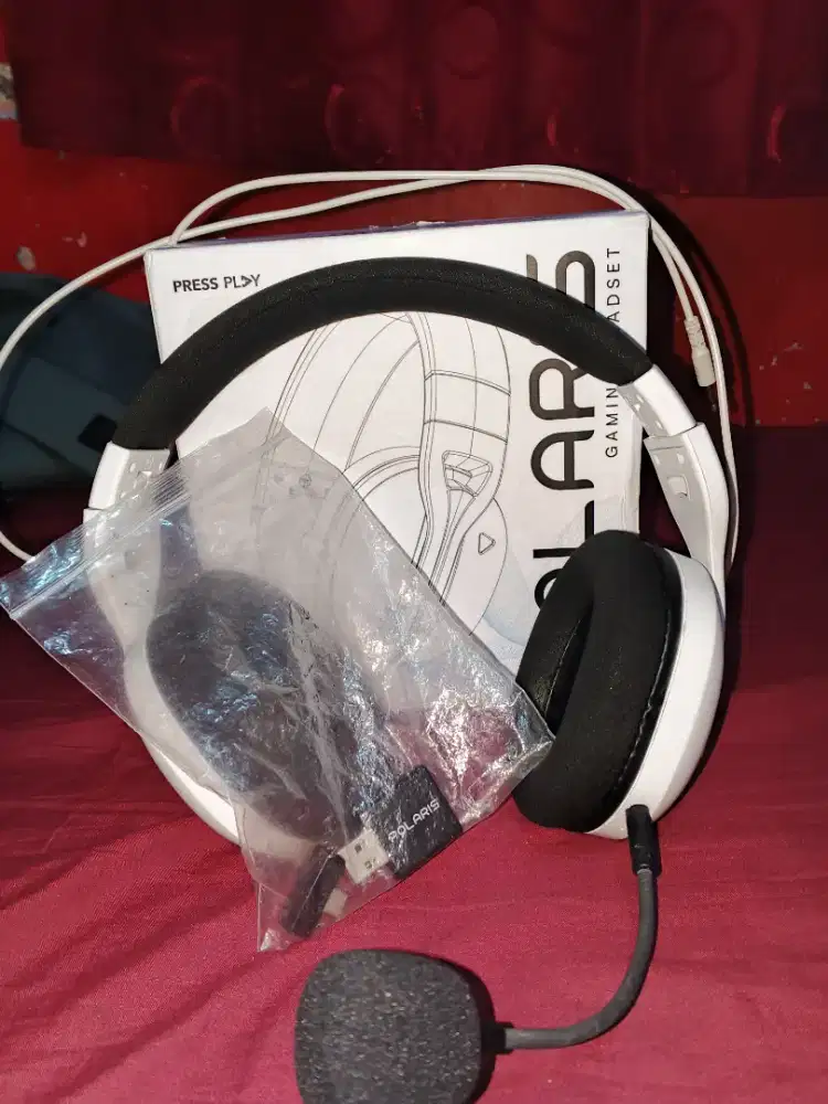 WTS Headset Gaming Press Play Polaris Quad-Mode Wireless