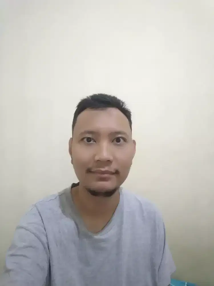 Mencari pekerjaan driver mobil