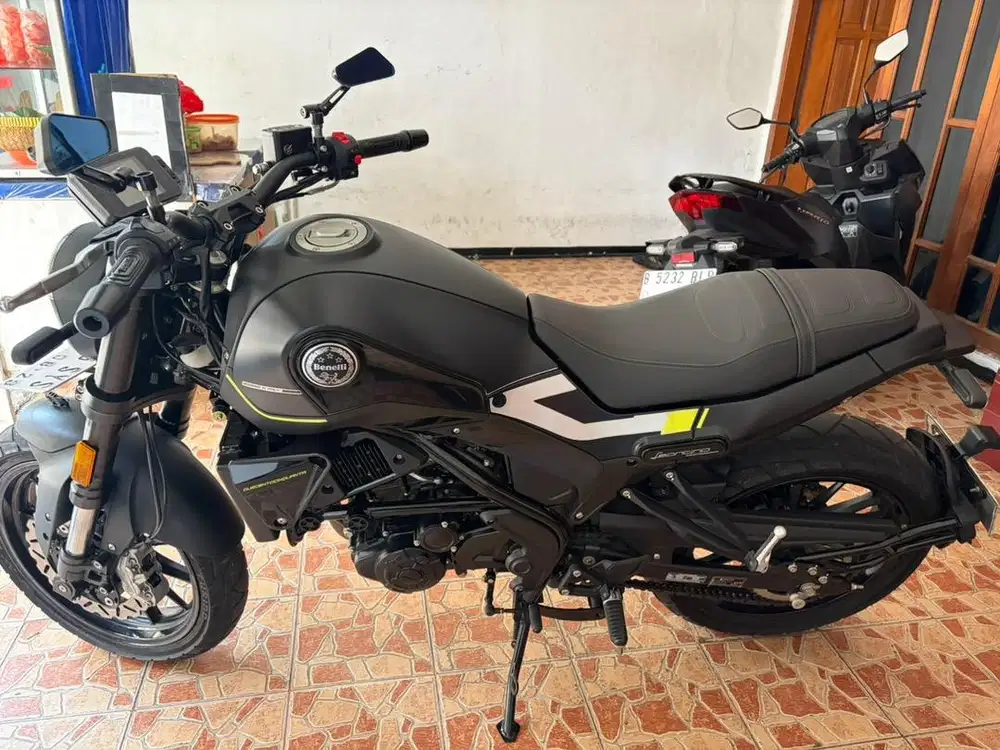 2024 Benelli Leoncino naked good condition