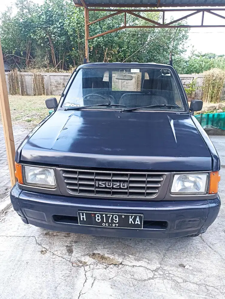 Isuzu Pick-Up 2003 Diesel