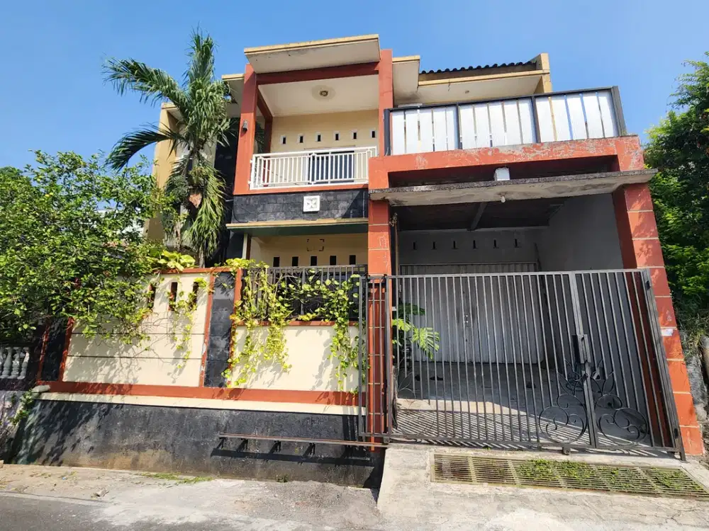 Rumah Jl. Borobudur Manyaran Semarang Barat, Siap Huni