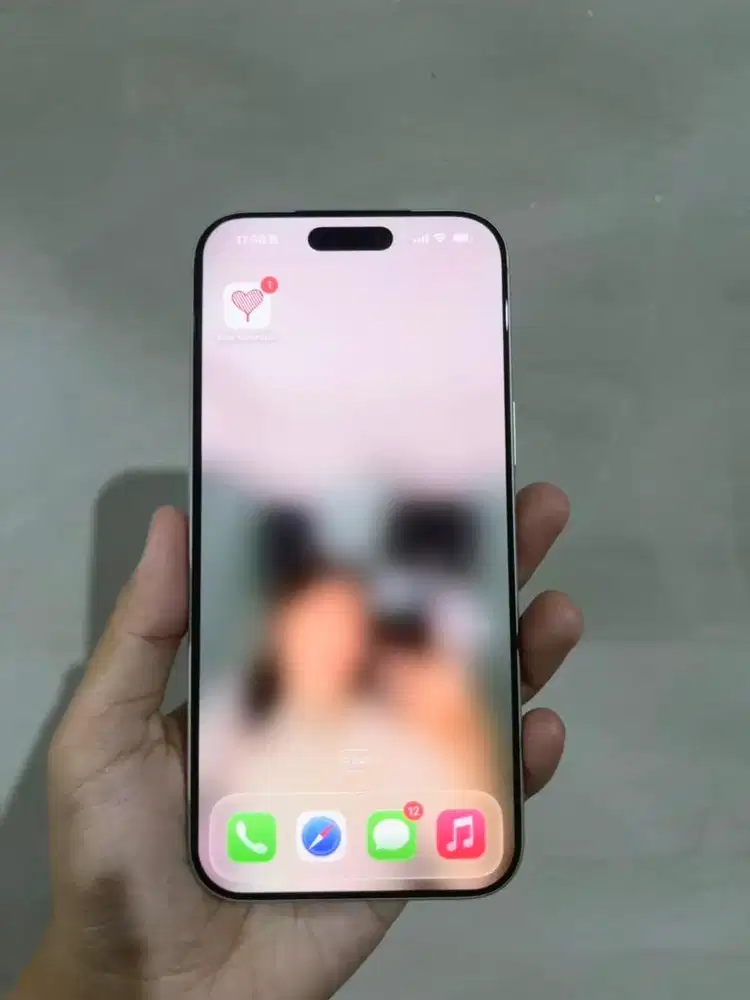 iphone 17 promax 256 silver ibox
