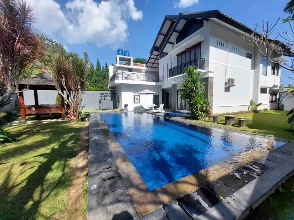 Fully furnished Dijual Rumah Mewah Di Dago pakar Dago Resort Siapa Huni