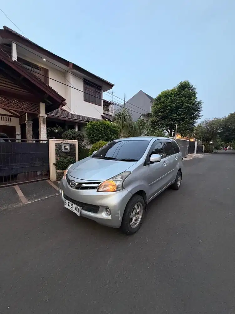 Xenia R 1.3 matic deluxe