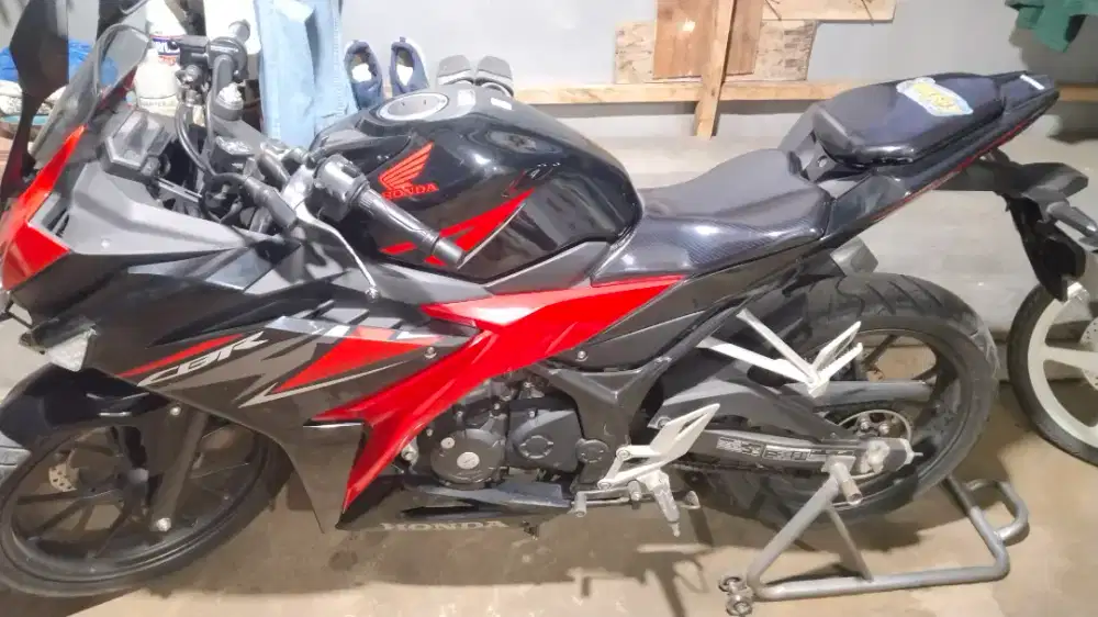 CBR150r  sport 18.500.000 nego