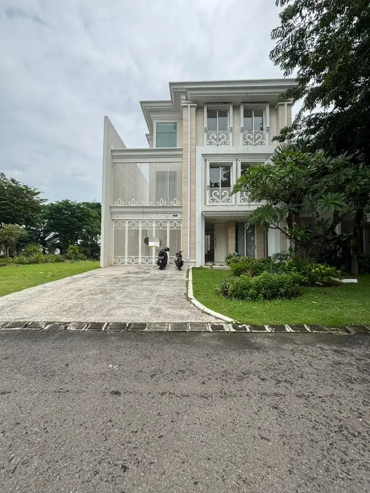 DIJUAL RUMAH MEWAH PAKUWON INDAH GRAND EMBASSY RIZ GOLF MODERN LANGKA