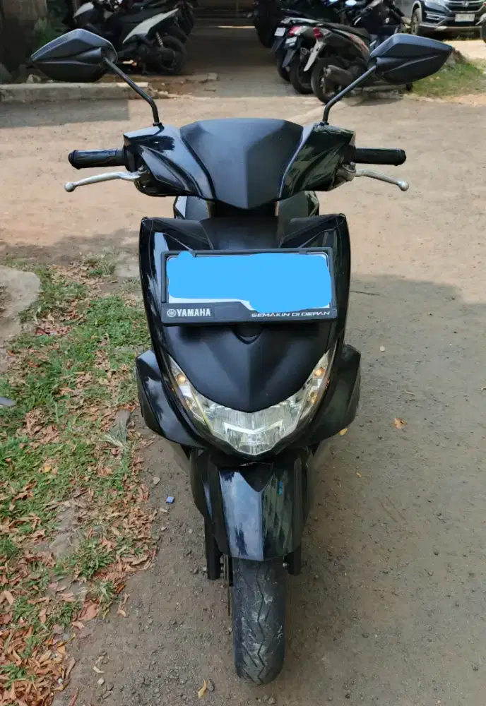 Yamaha Fregoo Hitam