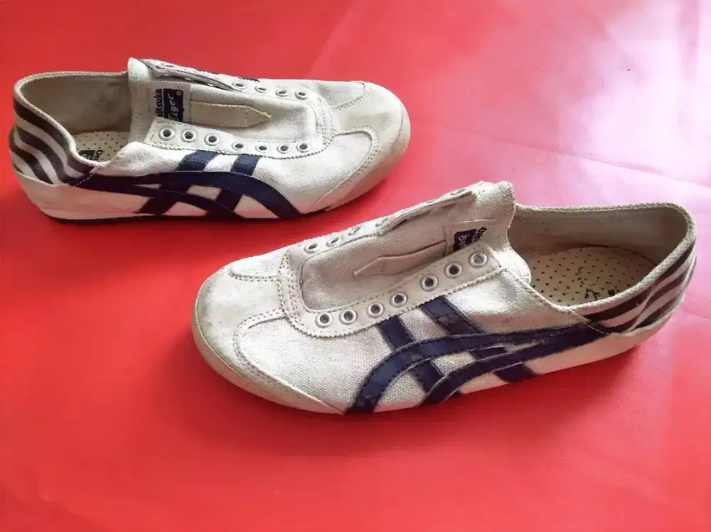 Jual cepat Onitsuka Tiger uk 38