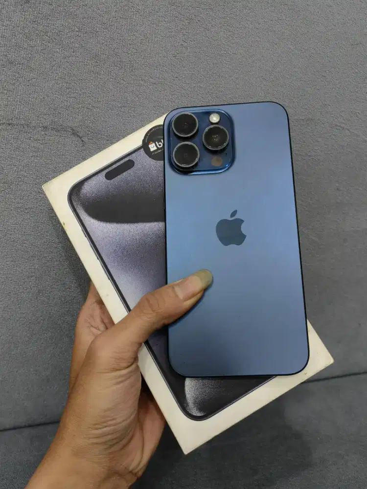 Iphone 15 128 white siap pakai tanpa masalah