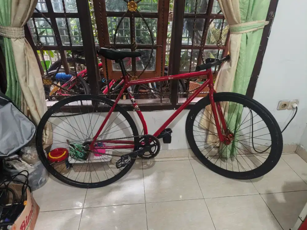 FIXIE LOKAL S BEKAS