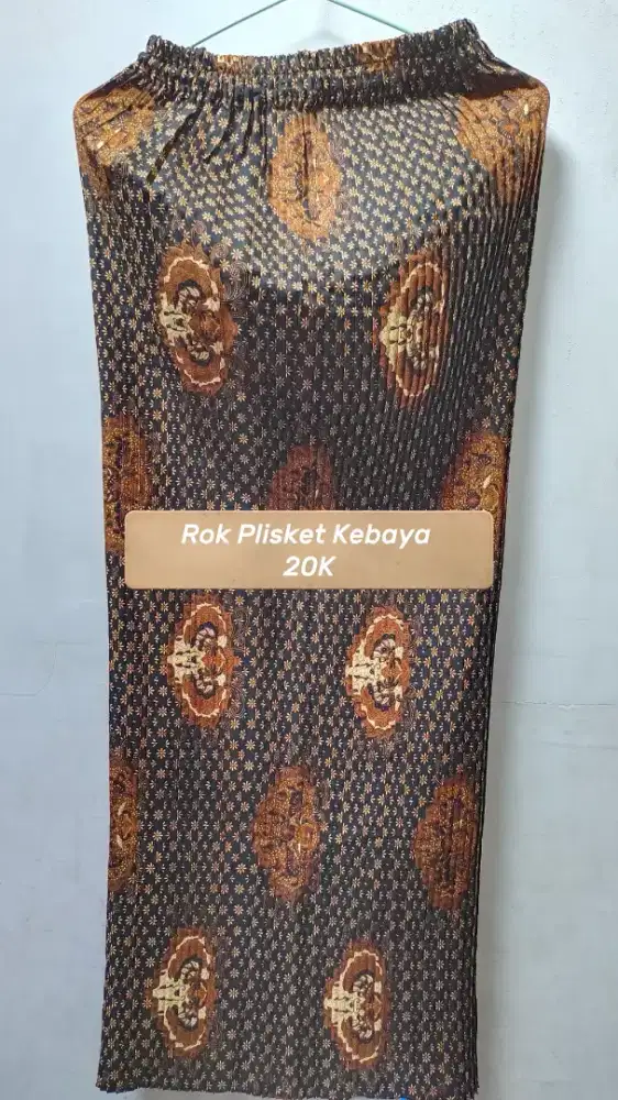Bawahan untuk kebaya