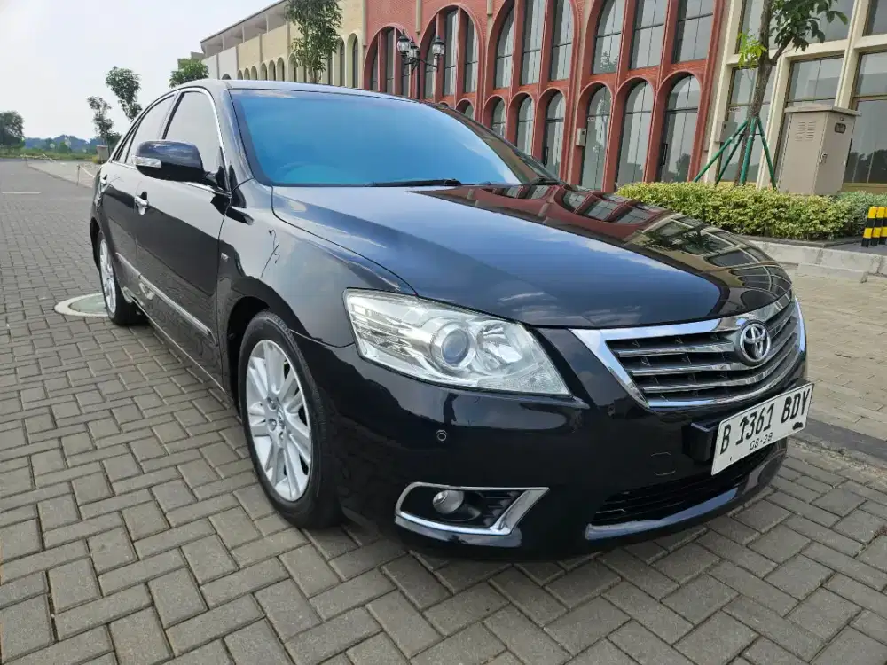 Toyota Camry 2.4 V AT Tahun 2010