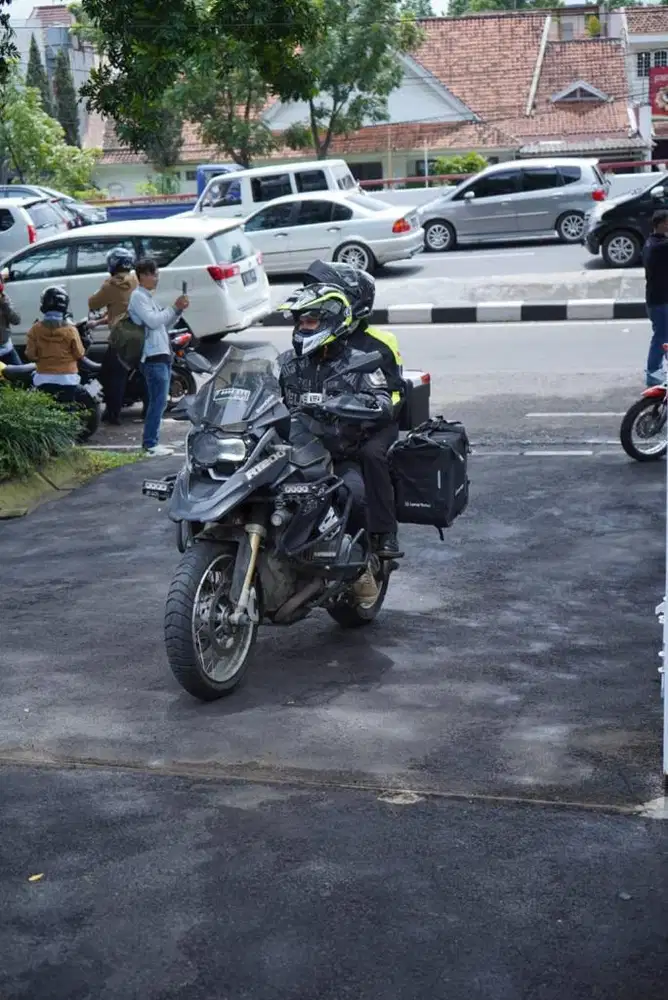 GS R1200 tahun 2014