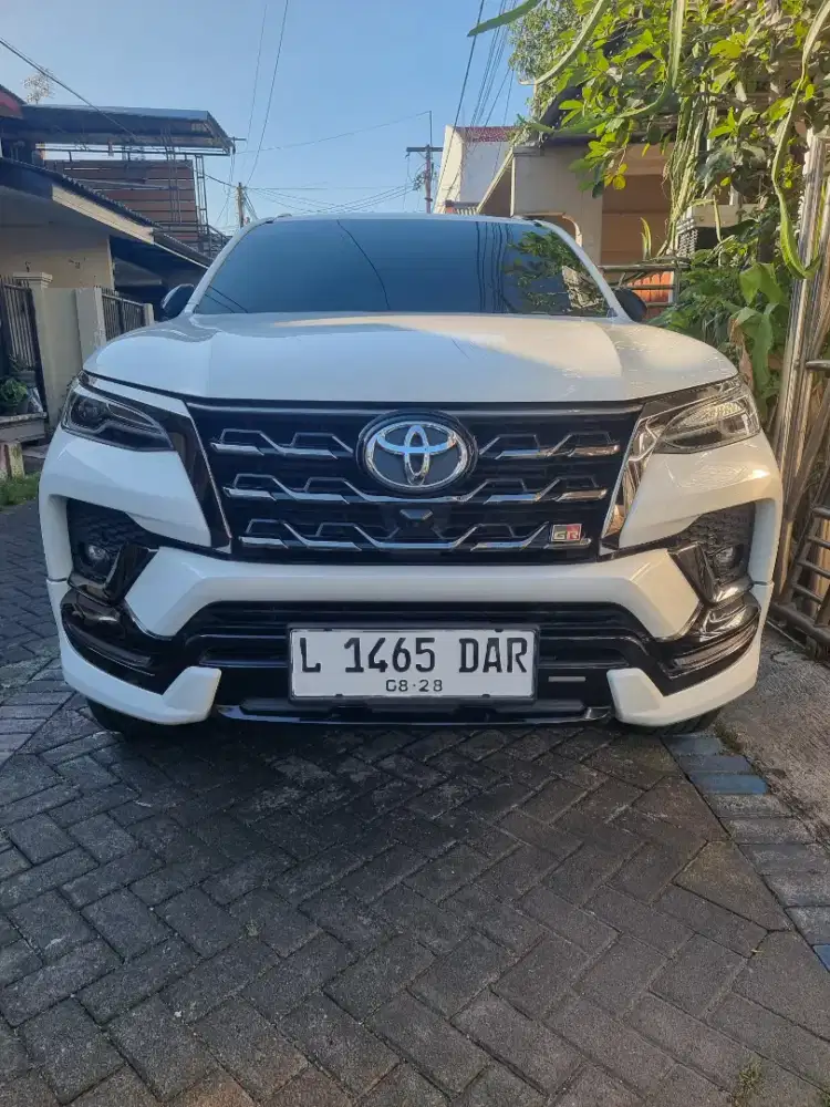 Dijual Fortuner 2.8 VRZ GR 2023 AT