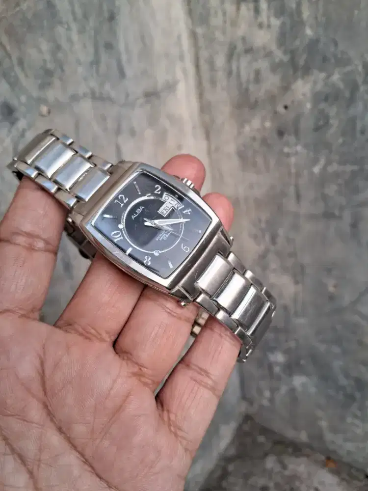 ALBA WATCH DAY DATE ORIGINAL