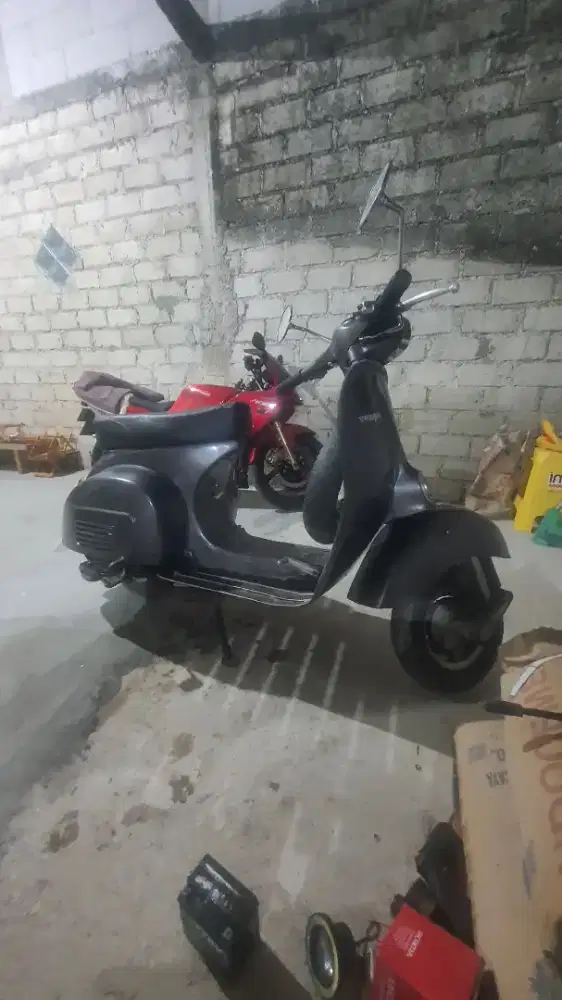 Vespa sprint tahun 1975
