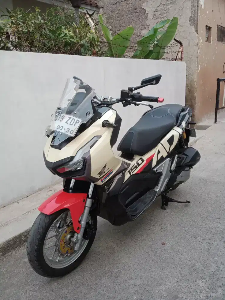 Honda ADV cbs 2020 mulus siap touring