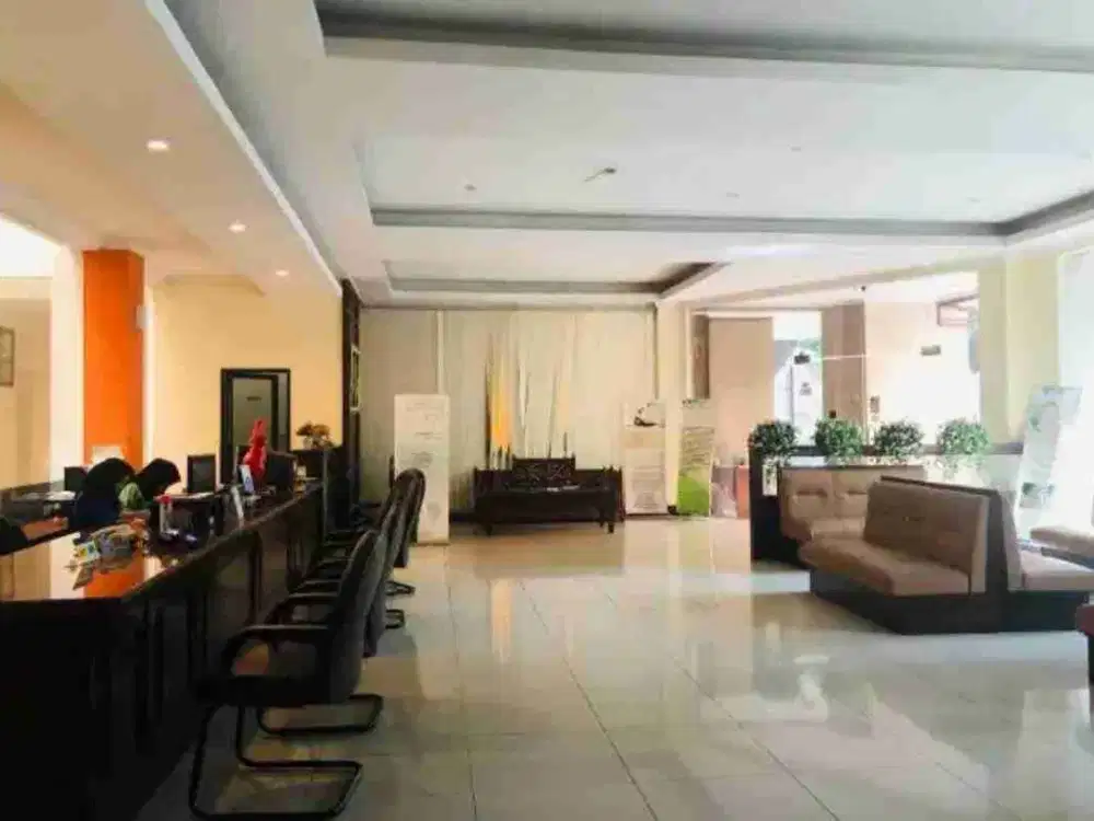Dijual Gedung  Mainroad Wr Supratman dekat Riau Martadinata