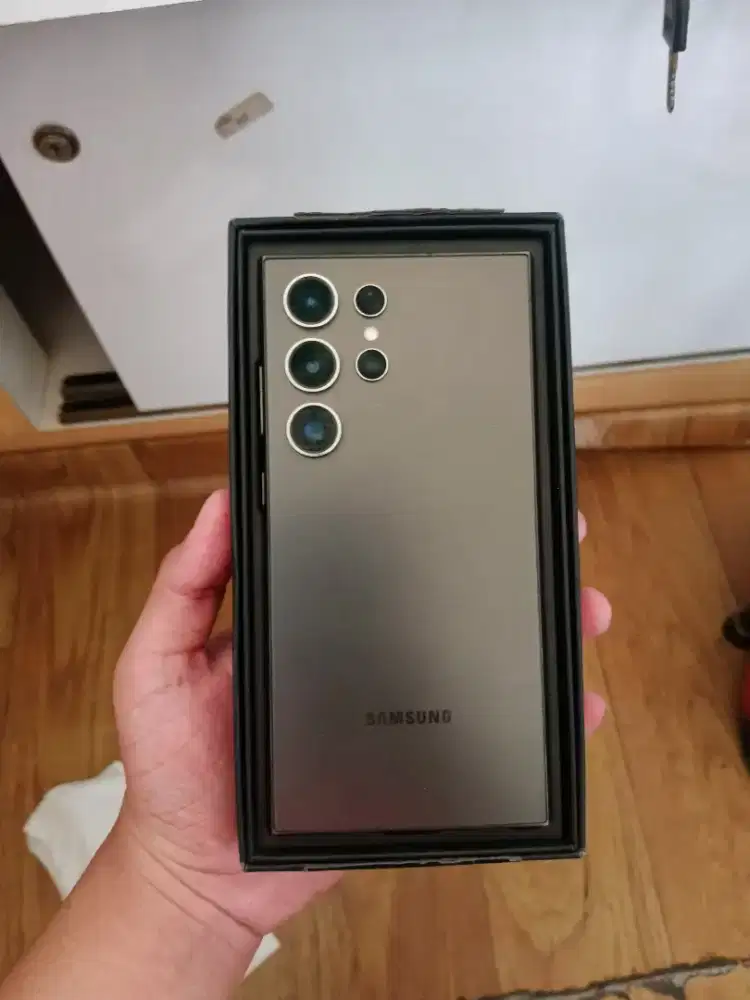 Samsung s24 Ultra 12/512