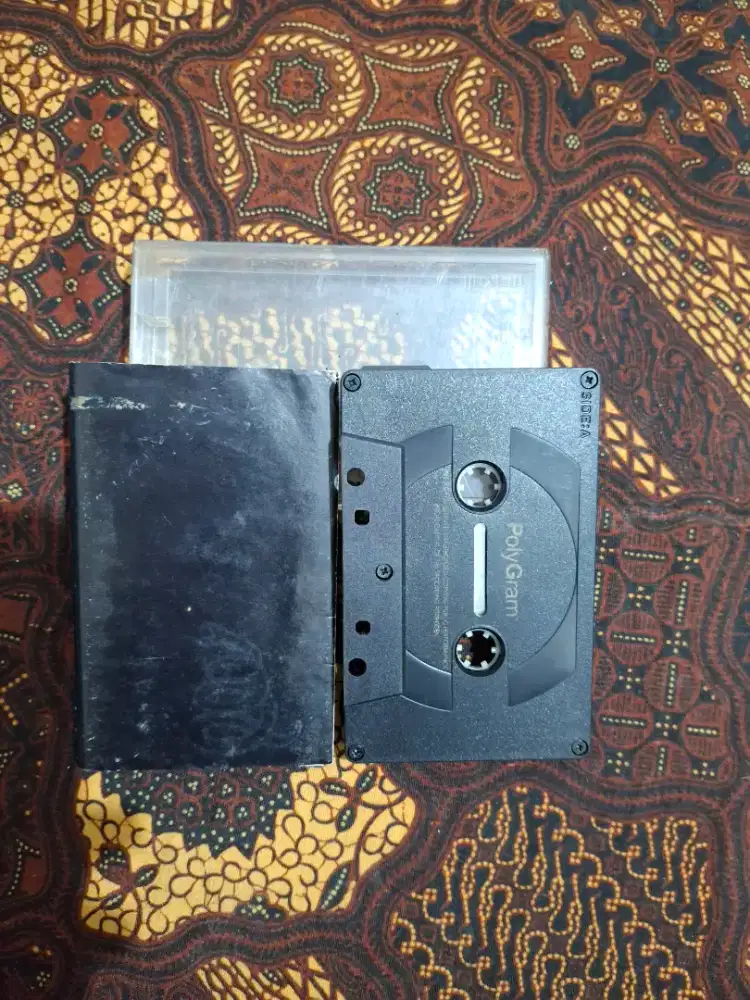 Kaset pita Metallica Metallica (black album)