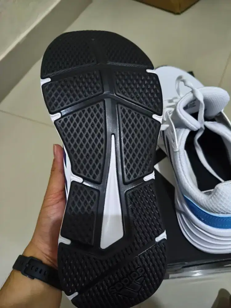 Sepatu Adidas Galaxy 6 White