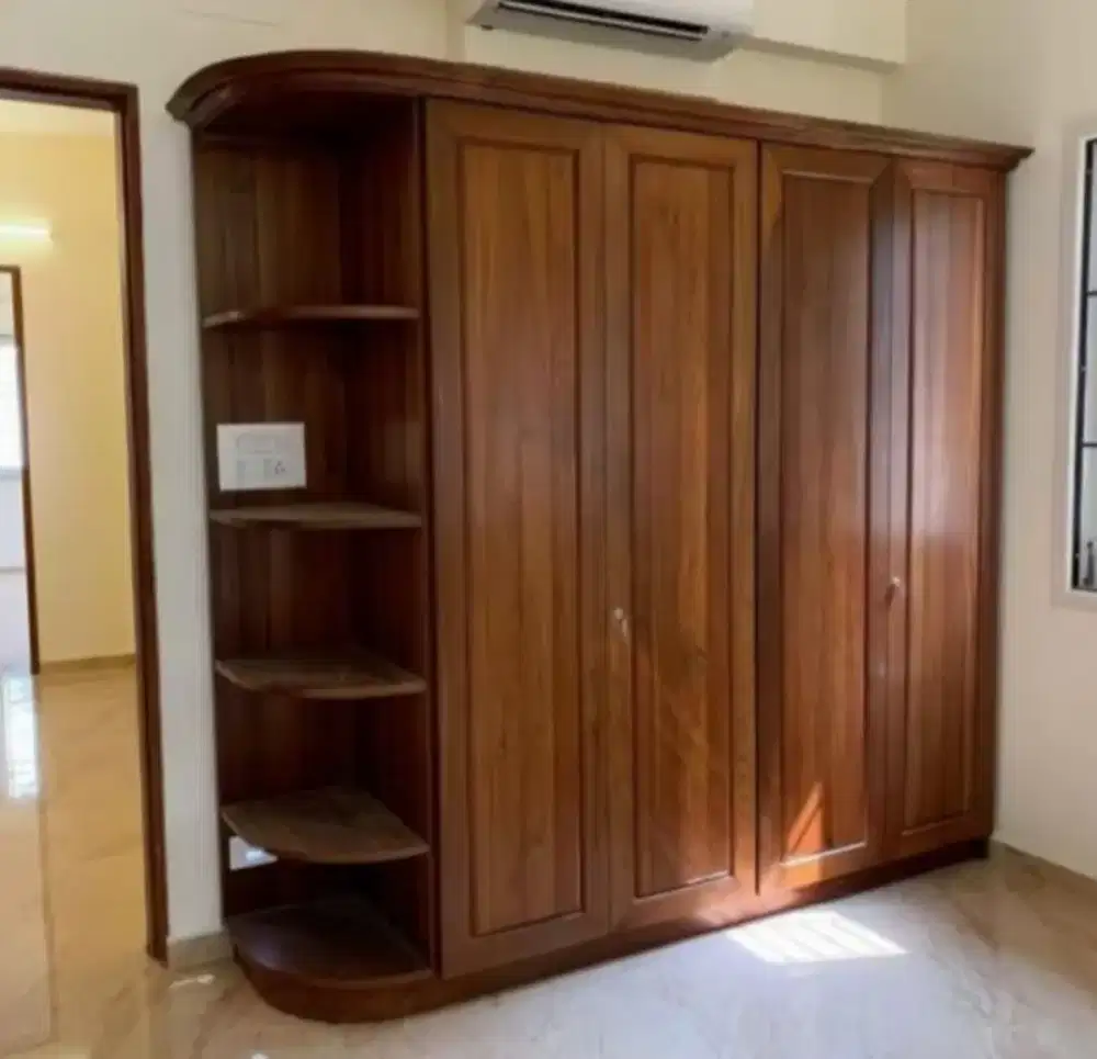 Lemari Pakaian Kayu 4 Pintu BRAND NEW Cokelat Muda