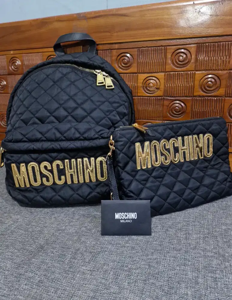 Lepas sepaket ransel dan clutch moschino original mulus