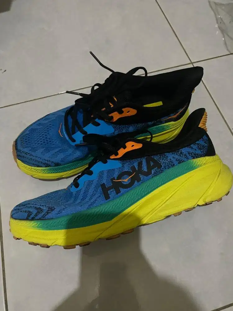 Hoka one one atr 7 used