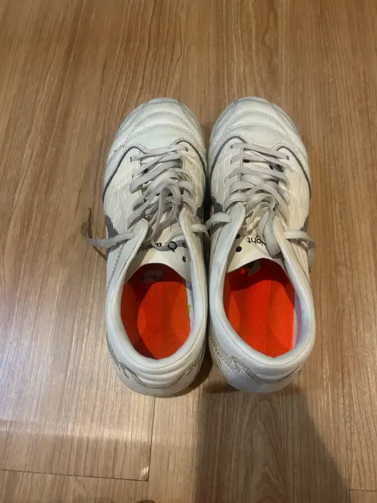 Jual sepatu bola ortus size 39 kondisi ok