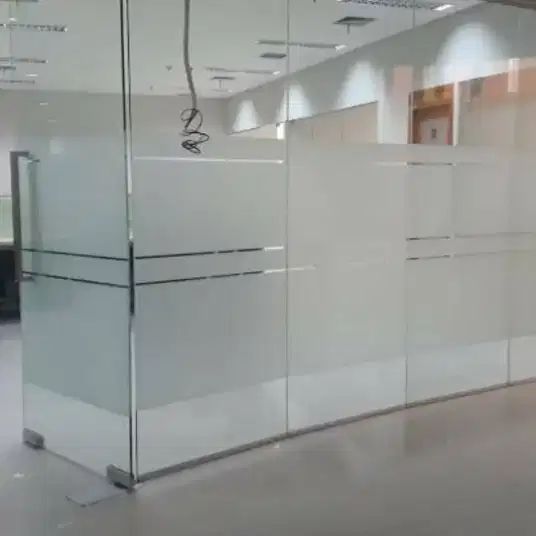 Stiker sunblast sekat ruangan kantor sticker es & kaca film perumahan