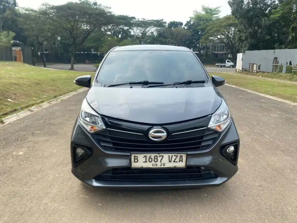 Daihatsu Sigra R Deluxe MT 2023