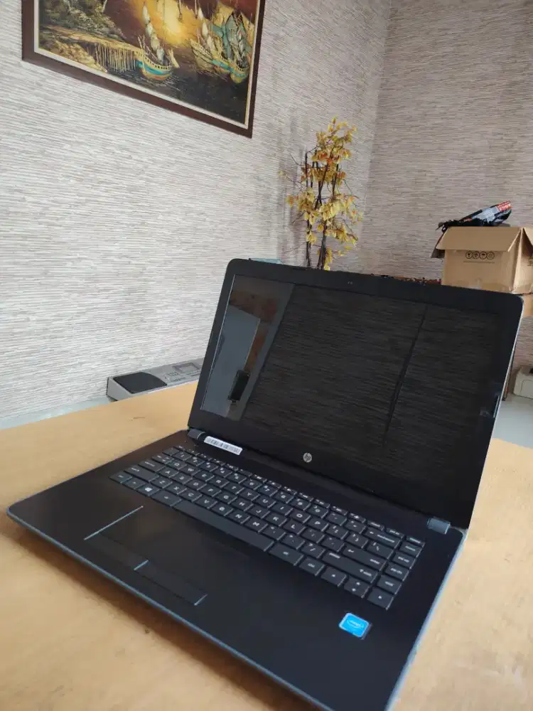 Laptop murah HP 14