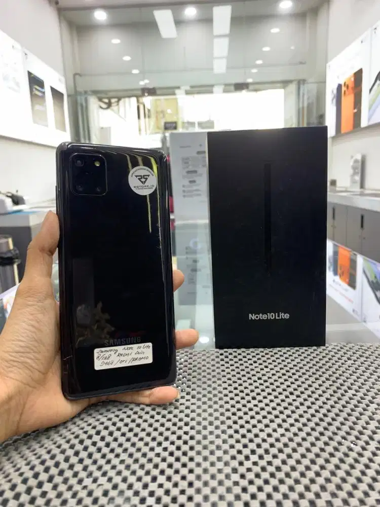 Samsung note 10 lite 8/128Gb Fullset, Ex Garansi Resmi Indonesia