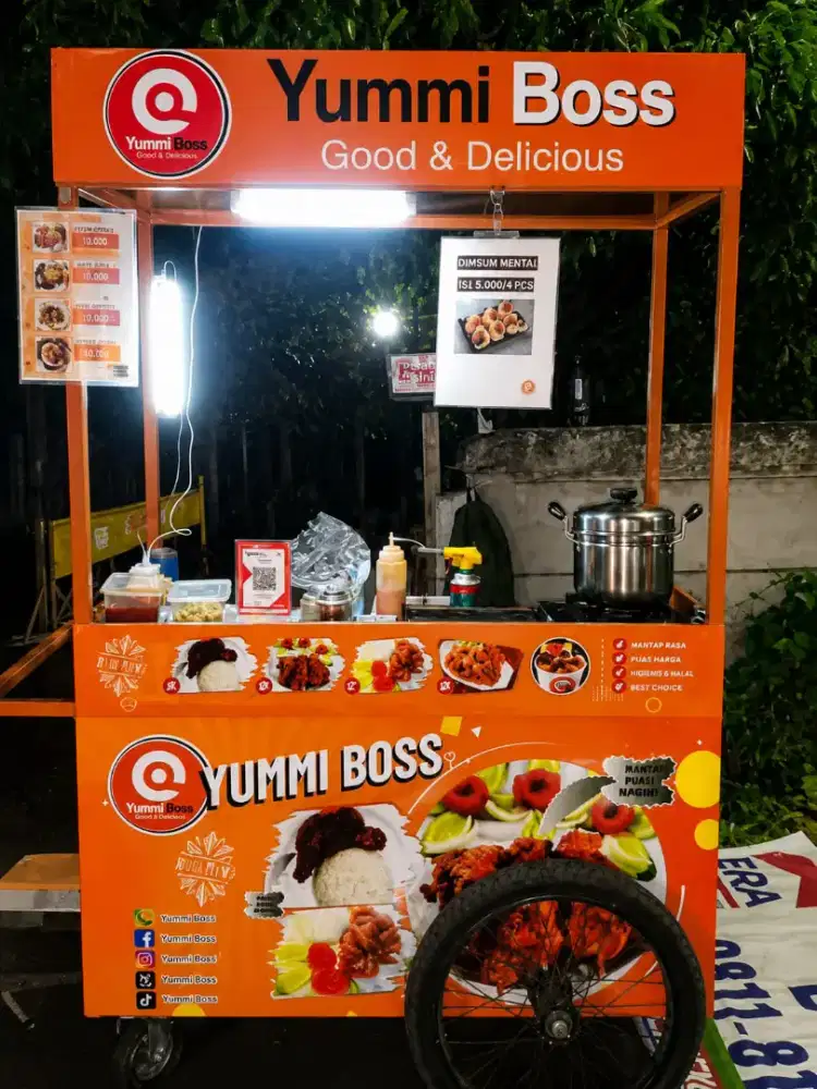 Gerobak jualan makanan