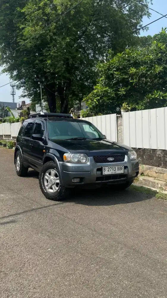 Ford Escape XLT 3.0 V6 4x4 Tahun 2003