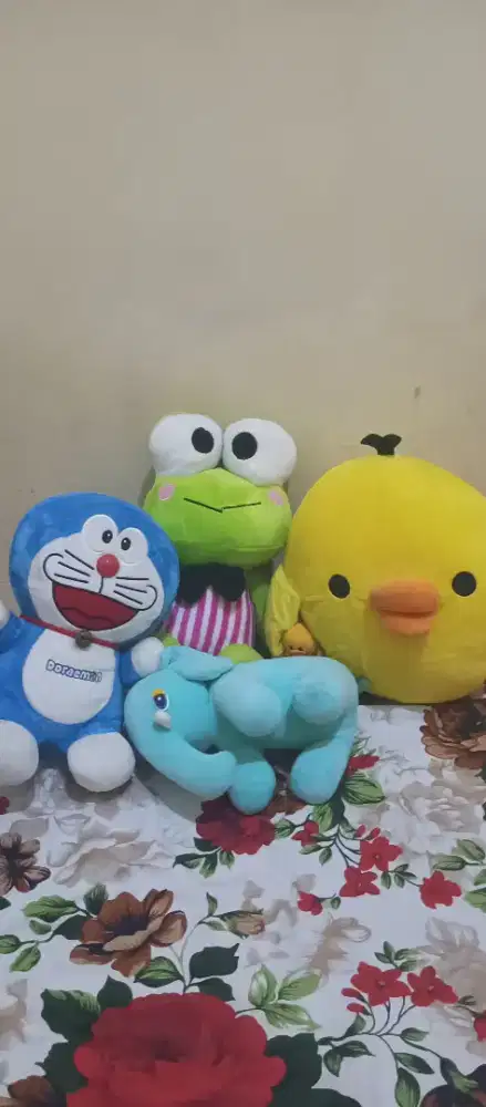 Koleksi boneka premium