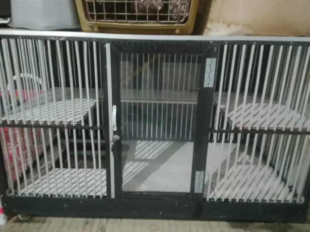 Kandang kucing Aluminium