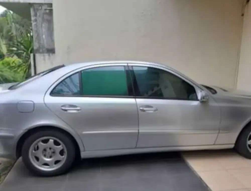 Mercy e 200 kompressor 2007