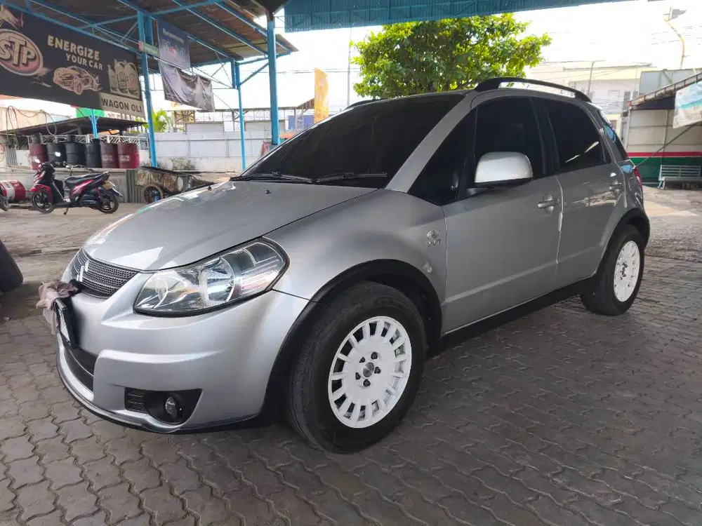 Sx4 X-over automatic 2010